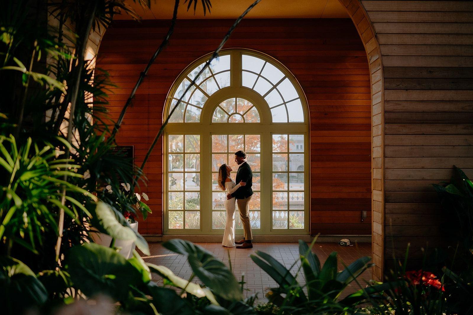 carousel-hero-element image-6