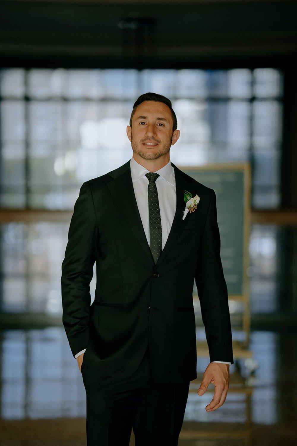 carousel-hero-element image-11